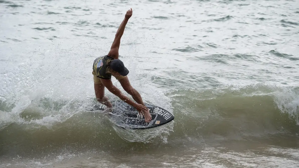 'สกิมบอร์ด' (Skimboard) ปักหมุดไทย จากกีฬาหน้าหาด สู่ 'อีเวนต์' ระดับเอเชีย