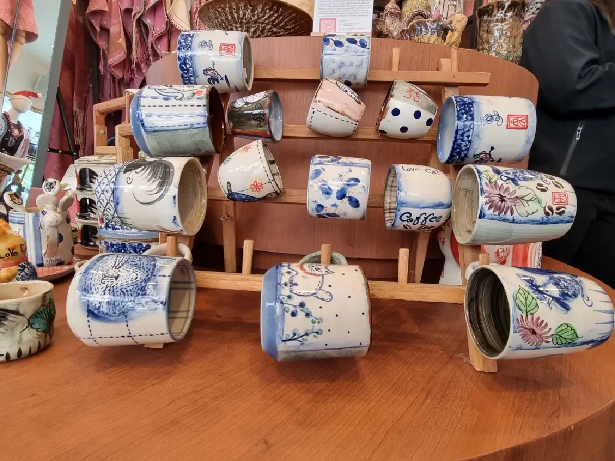 ‘Vital Café’ พักจิบกาแฟฝีมือบาริสต้าวัยคลาสสิกที่ลำปางเกตเวย์