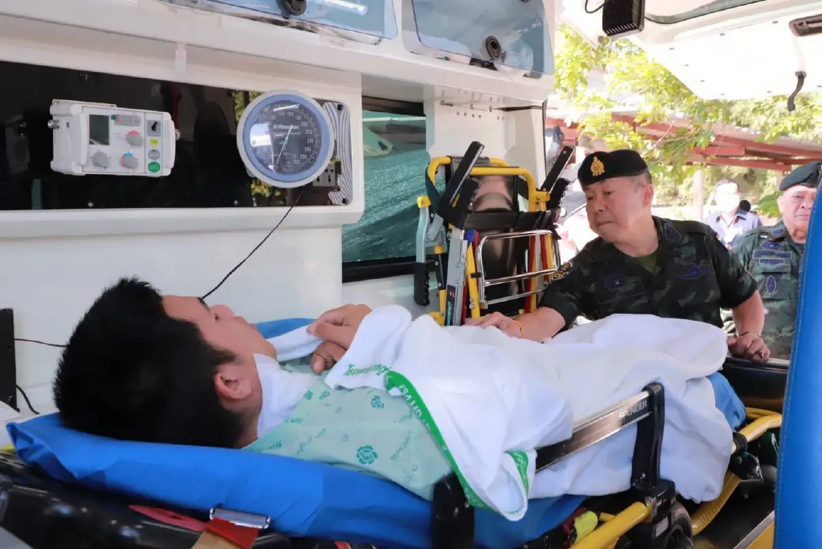 เสธ.ทบ.ตรวจแนวรบ 'ปราสาทตาเมือน' วางกรอบสถาปนาความมั่นคงระยะยาว