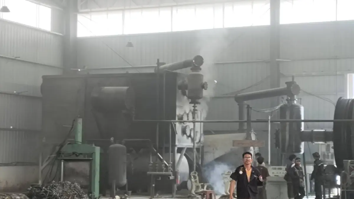 บึ้มสนั่น! 'เครื่องจักรระเบิด' ในพื้นที่ จ.เพชรบุรี มีผู้ได้รับบาดเจ็บ