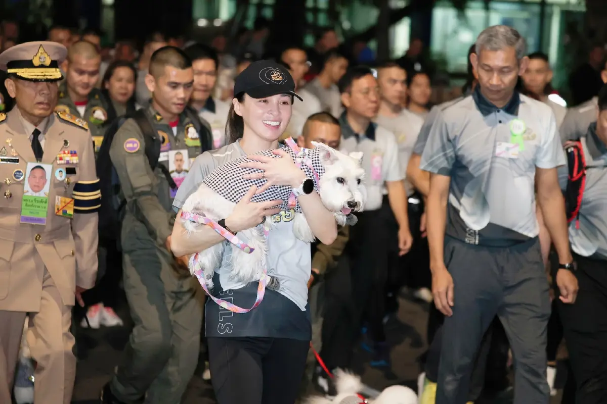 พระราชินี ทรงร่วมเดิน Run for Wheels #5 พร้อมสุนัขหลวงวินเทอร์