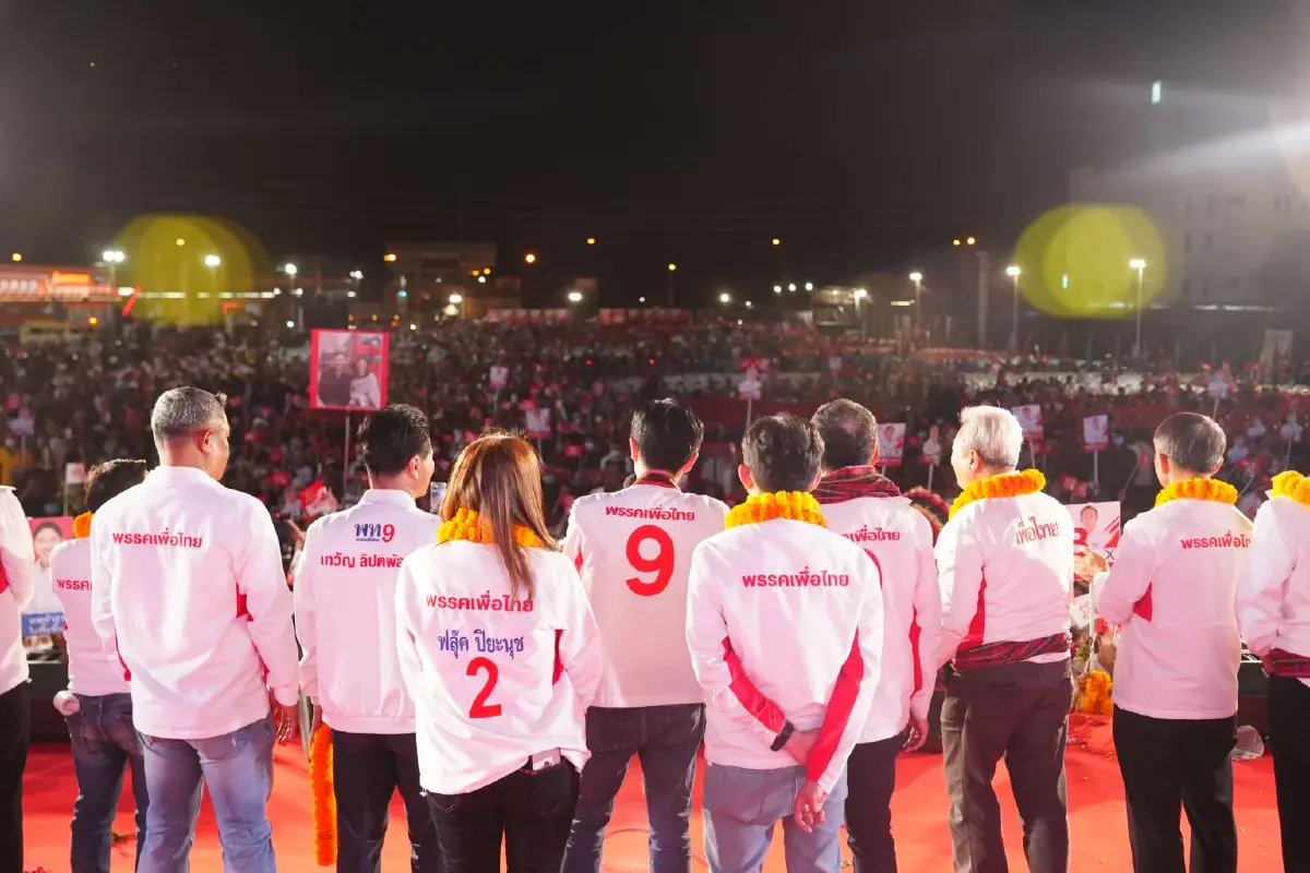 พท.ปราศรัยโคราชโชว์ไทม์ไลน์นโยบายทำทันที หาก ’ยศชนัน‘เป็นนายกฯ