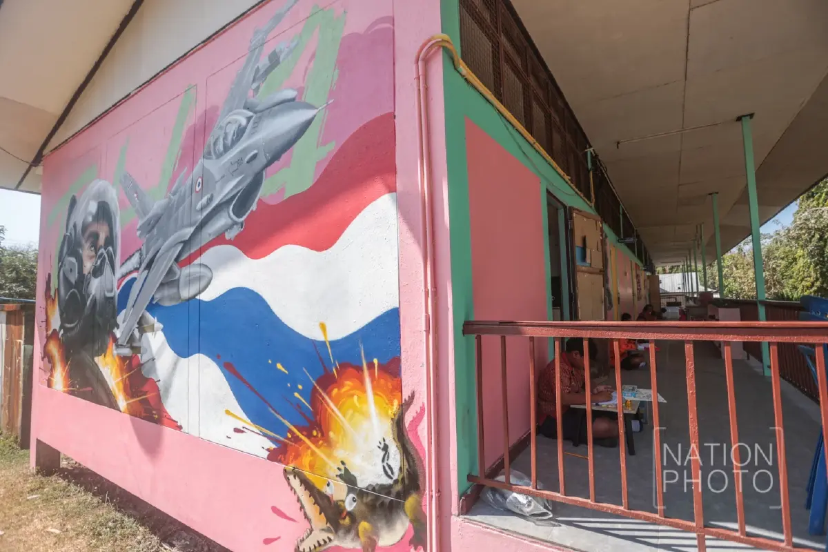 ตบหน้าด้วยความจริง! ตอบโต้ทางศิลปะ 'ย่าอุ้มหลาน - 46 ทหารกล้า'