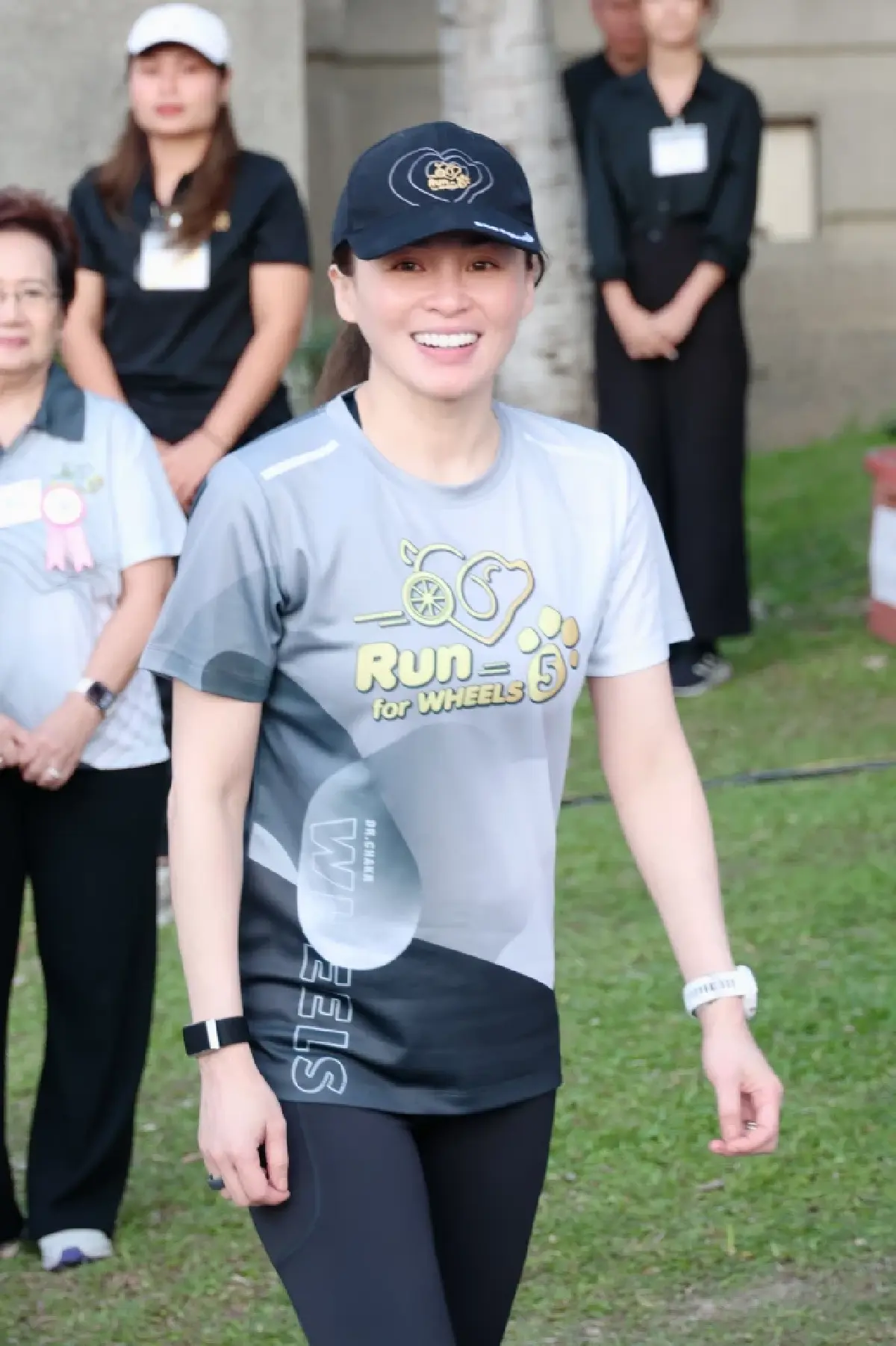พระราชินี ทรงร่วมเดิน Run for Wheels #5 พร้อมสุนัขหลวงวินเทอร์