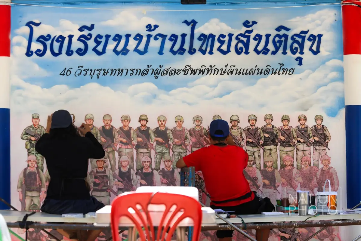 ตบหน้าด้วยความจริง! ตอบโต้ทางศิลปะ 'ย่าอุ้มหลาน - 46 ทหารกล้า'