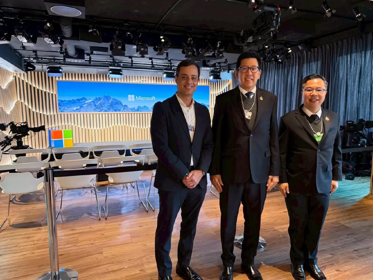 'เอกนิติ' เปิดภารกิจ 'ดาวอส' วันแรก นำทีมไทยแลนด์พบ 'บิ๊กเทคฯ-ธนาคารโลก'