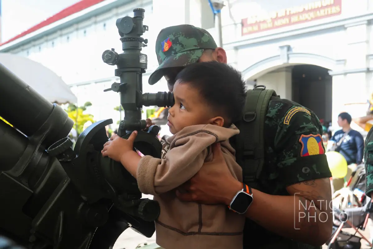 วันเด็ก ทบ. คึกคัก! จัดแสดงยุทโธปกรณ์ให้เด็กเรียนรู้ภารกิจ ปลูกฝังวินัยความรักชาติ