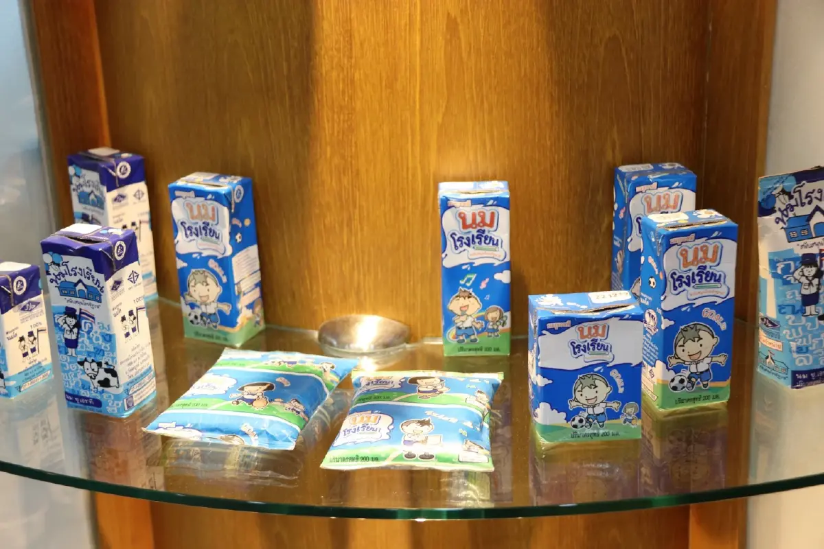 รายใหญ่ ช่วย รายเล็ก แก้ปัญหาน้ำนมดิบล้น เล็งปรับโครงสร้าง อสค. แก้สภาพคล่อง