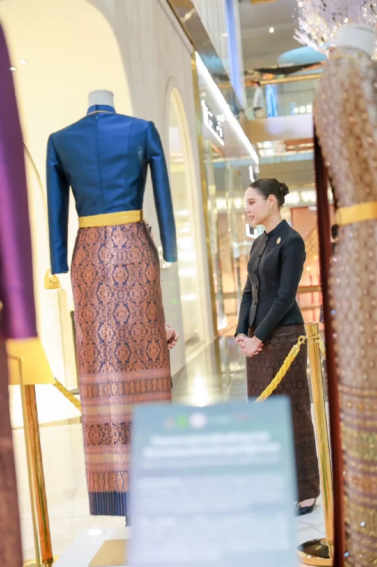 รมว.วธ. เปิดเสวนา ชุดไทยพระราชนิยม  เทิดพระเกียรติ 'พระพันปีหลวง'