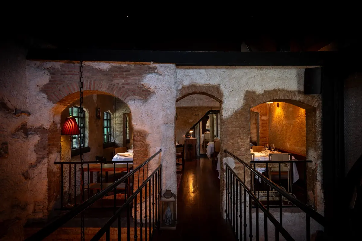 Quilombo สเต็กเฮาส์อาร์เจนตินาแท้ ในปราสาทหินกลางทองหล่อ