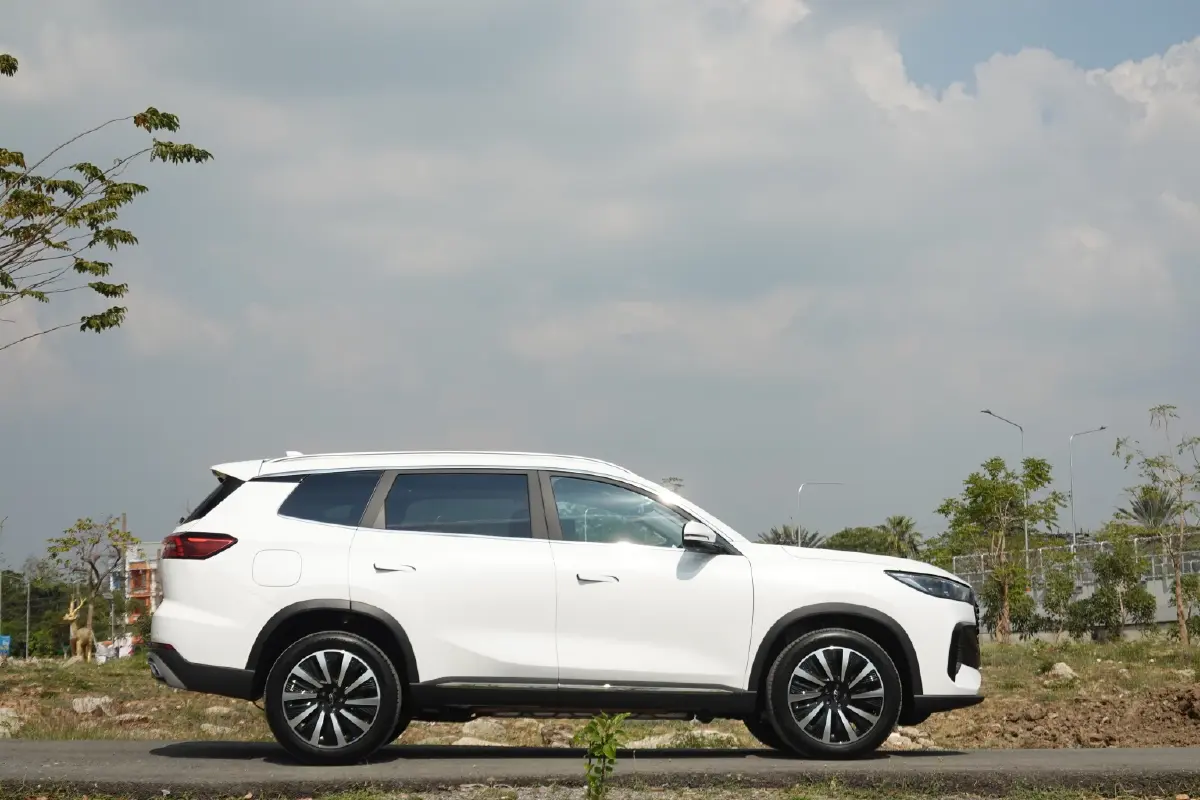 เชอรี เคาะราคา ‘Chery Tiggo8 CSH’ เริ่มต้น 899,000 บาท 100 คันแรก