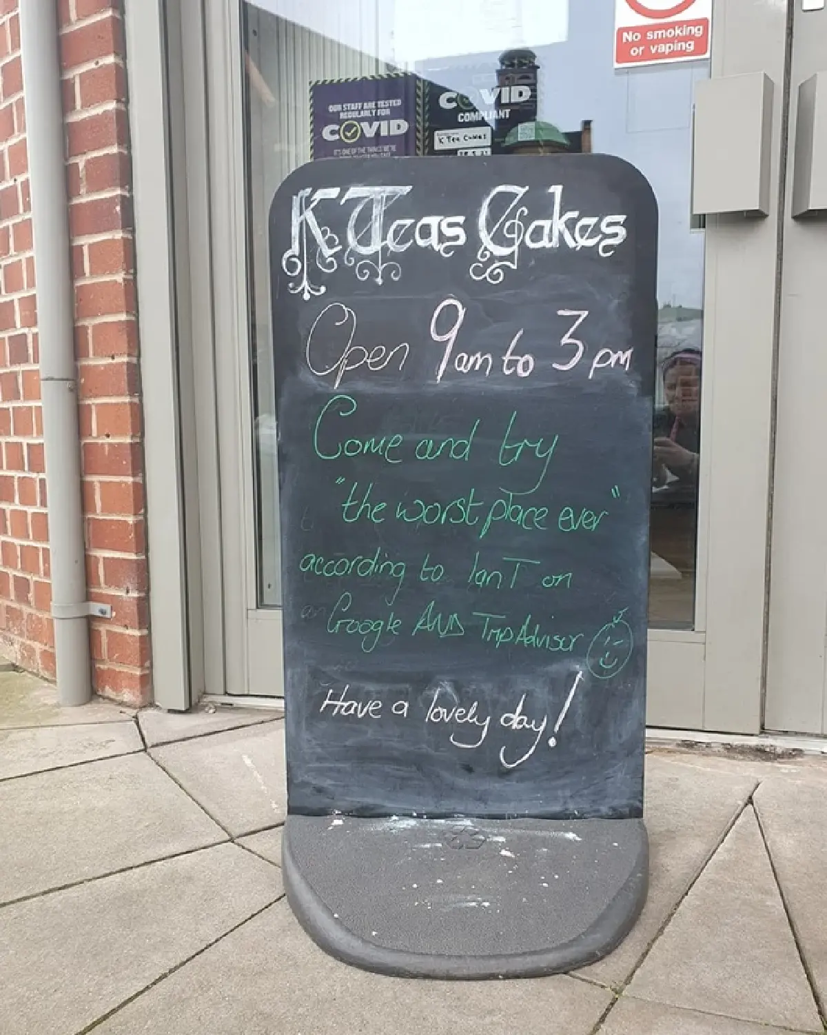 'เปลี่ยนรีวิวแย่ ๆ เป็นยอดขาย' เติมพลังบวกให้ร้านกาแฟของคุณ