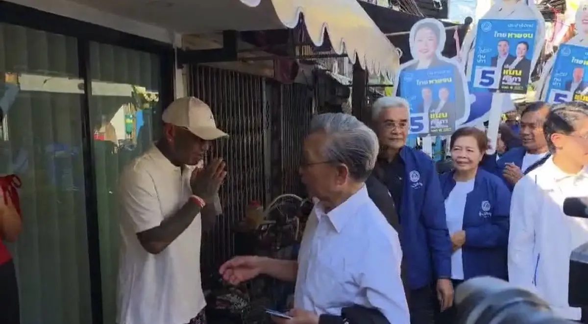 'ชวน' ประเมินกระแส 'ปชป.' เลือกตั้งเขตตีตื้นยาก แต่พอมีโอกาส