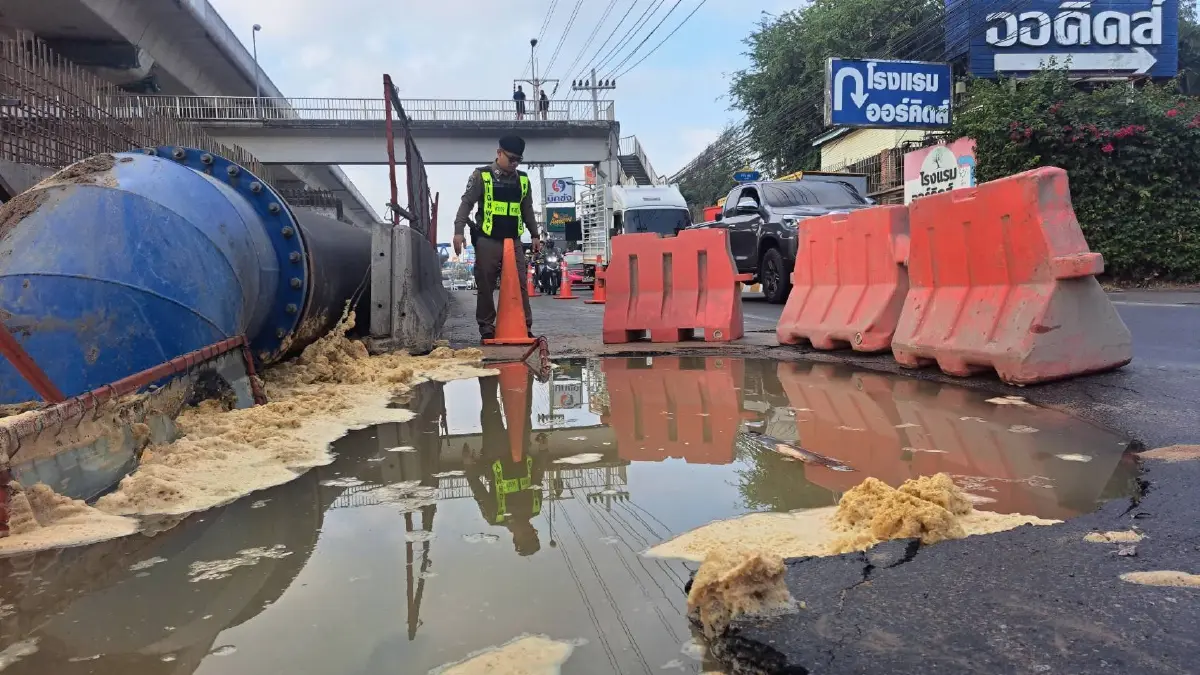 คืบหน้า ถนนทรุดตัว พระราม 2 วิบัติ ประกาศฉุกเฉิน น้ำไม่ไหล สมุทรสาคร