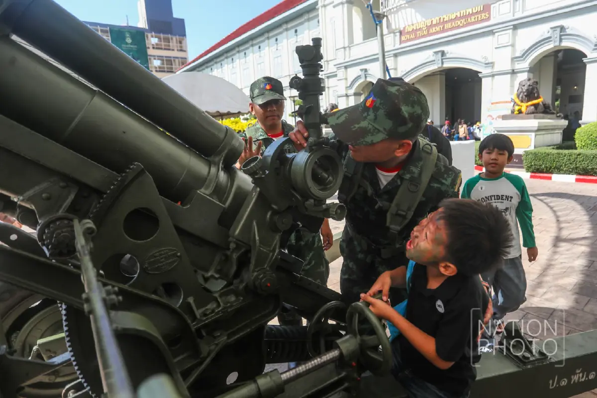 วันเด็ก ทบ. คึกคัก! จัดแสดงยุทโธปกรณ์ให้เด็กเรียนรู้ภารกิจ ปลูกฝังวินัยความรักชาติ