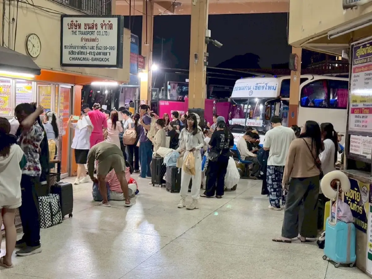 แห่กลับกรุง! บขส. คาดเดินทางวันละ 1 แสนคน จัด Shuttle Bus บริการฟรี 4-5 ม.ค. 69