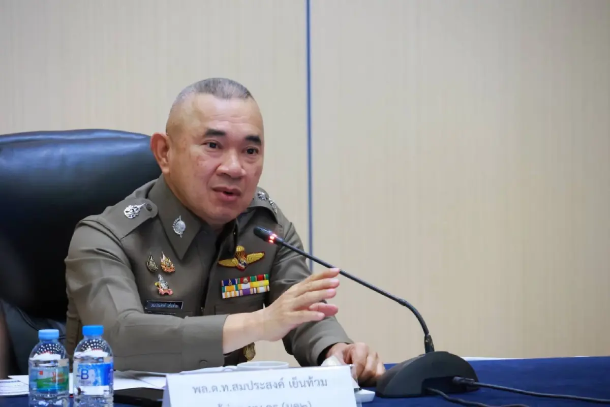 แฉด้วยภาพ ขับรถย้อนศร เสี่ยงอุบัติเหตุรุนแรง โทษหนักริบรถ-จำคุก