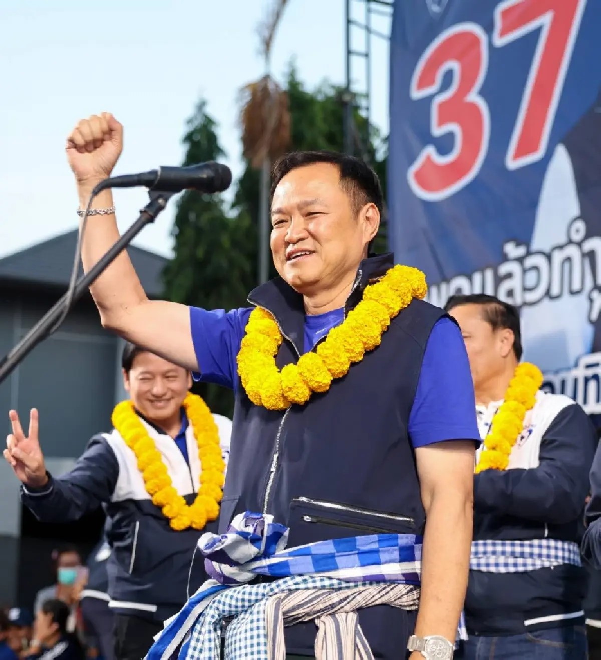 ‘ส้ม-น้ำเงิน’ชิงพรรคเบอร์หนึ่ง ปชน.250 ‘รัฐบาลพรรคเดียว’-ภท.เป้า150+