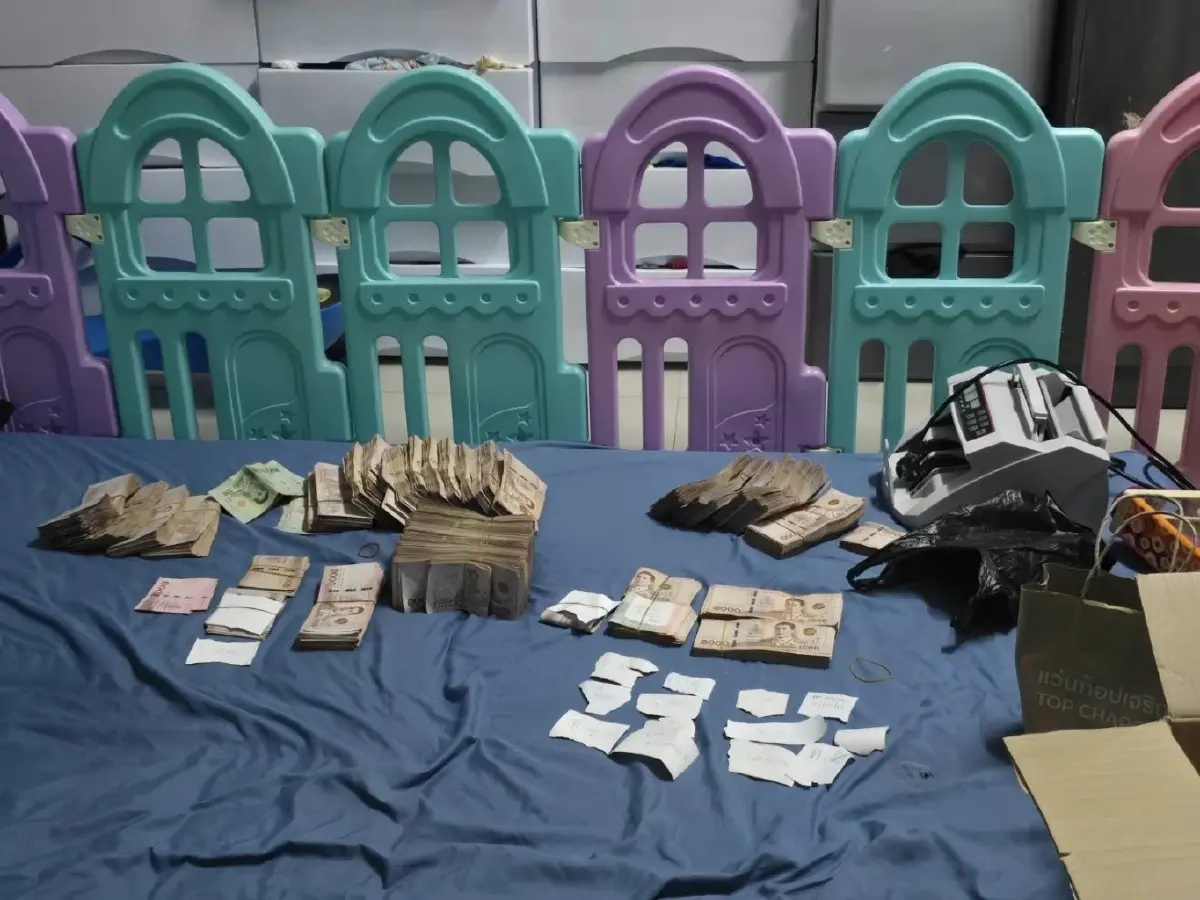 ด่วน! ยึดเงินสด 3 ล้าน บุกค้นร้านค้ากรุงเทพ ฟอกเงิน 200 ล้านต่อปี