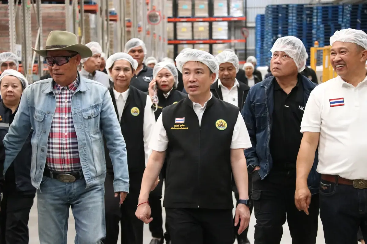 รายใหญ่ ช่วย รายเล็ก แก้ปัญหาน้ำนมดิบล้น เล็งปรับโครงสร้าง อสค. แก้สภาพคล่อง