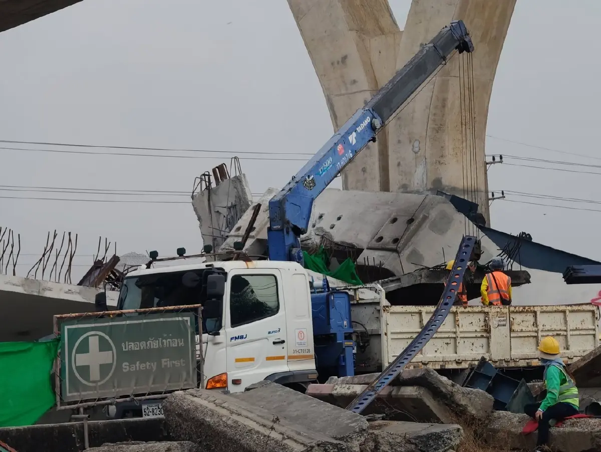 คืบหน้า รื้อซากมรณะ เครนถล่มพระราม 2 เร่งเคลียร์โครงเหล็ก คานปูน