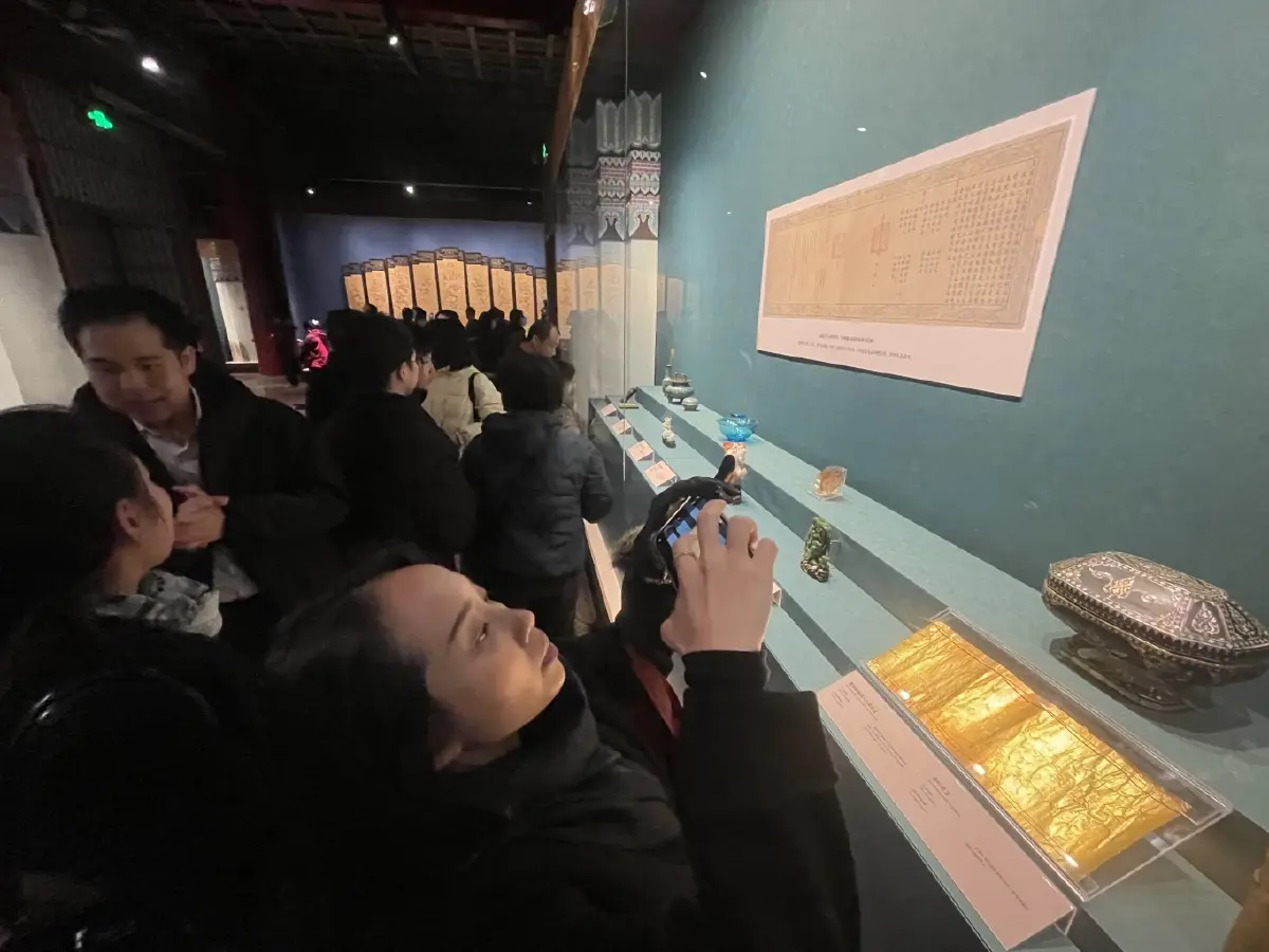 นิทรรศการหมื่นมิ่งมงคลไชยฯ เส้นทางรักแรกเริ่ม สัมพันธ์ฯ ไทย - จีน