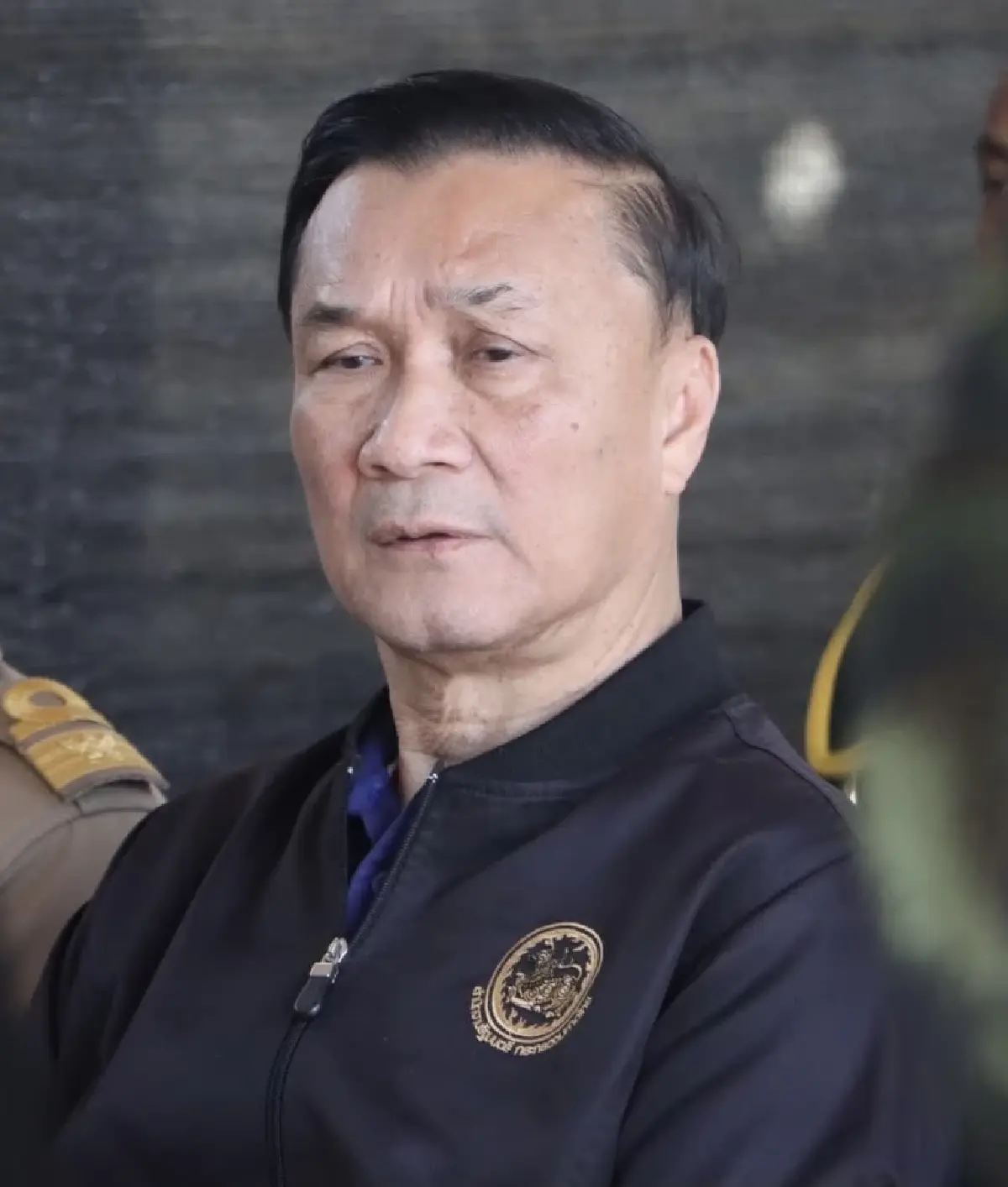 สแกนเลือดแท้ 'น้ำเงิน' เช็ก '20 บ้านใหญ่' ชิงโชคหวย 'รมต.'