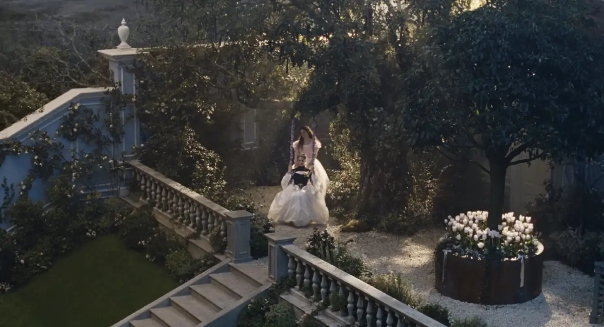 “Wuthering Heights” (วัทเตอริ่ง ไฮต์ส) กลกามความรักยุควิคตอเรียน