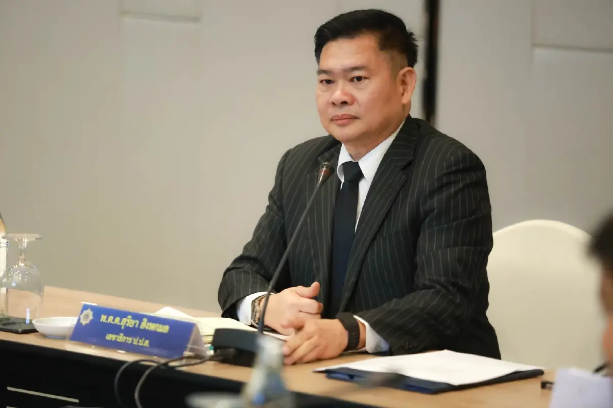 ถก 21 สถาบันการเงิน-ธนาคาร สอบเส้นเงินทำลายเครือข่ายค้ายาเสพติด