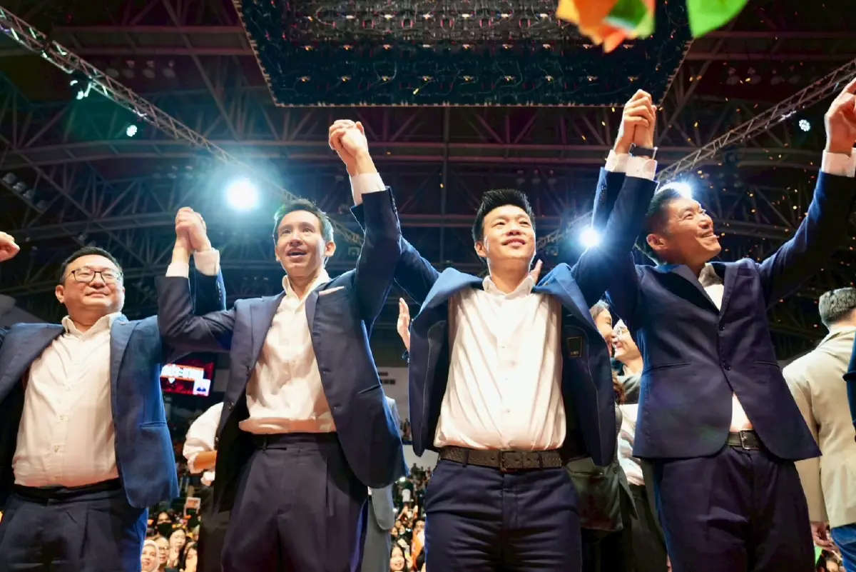 ‘เท้ง’ ปลุกกาส้ม 20 ล.เสียง ให้พวกเขาปฏิเสธอำนาจ ปชช.ไม่ได้