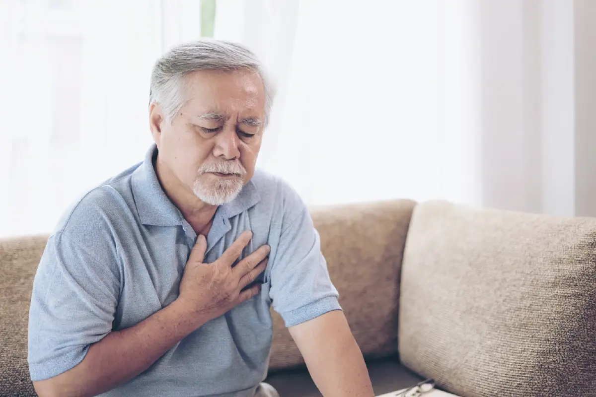 เหนื่อยง่าย นอนหงายแล้วอึดอัด อาจเสี่ยง 'โรคลิ้นหัวใจ'