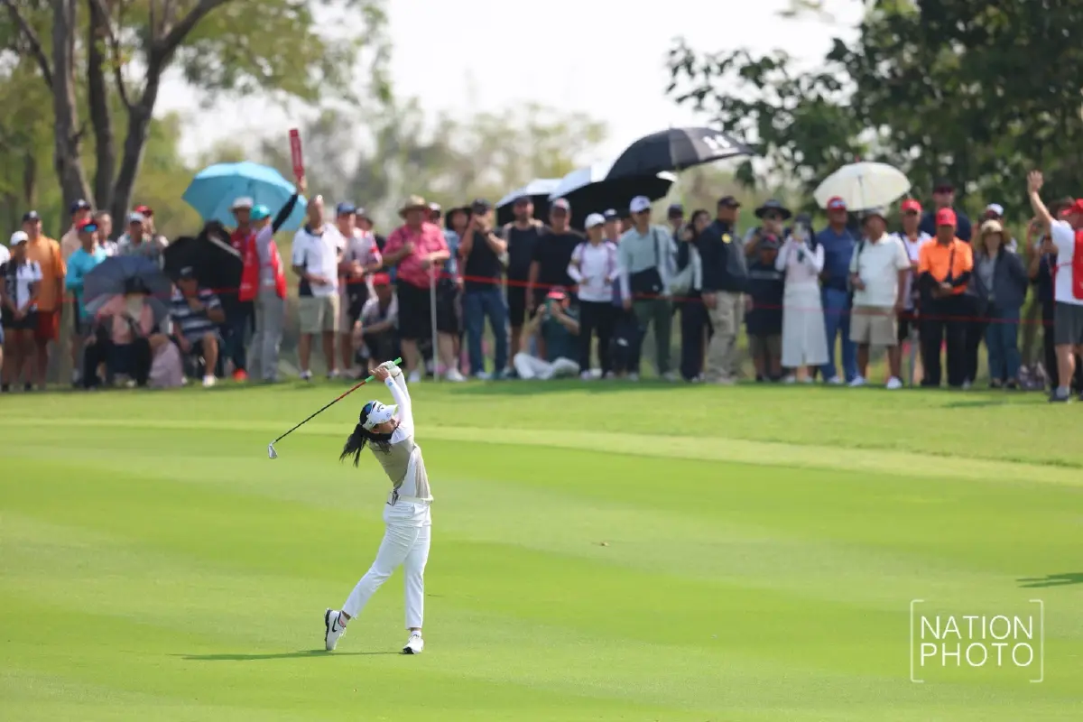 'โปรพราว' ผงาดนำวันแรก กอล์ฟฮอนด้า แอลพีจีเอ ไทยแลนด์ 'เม-จีโน่' รั้งอันดับ 6 ร่วม