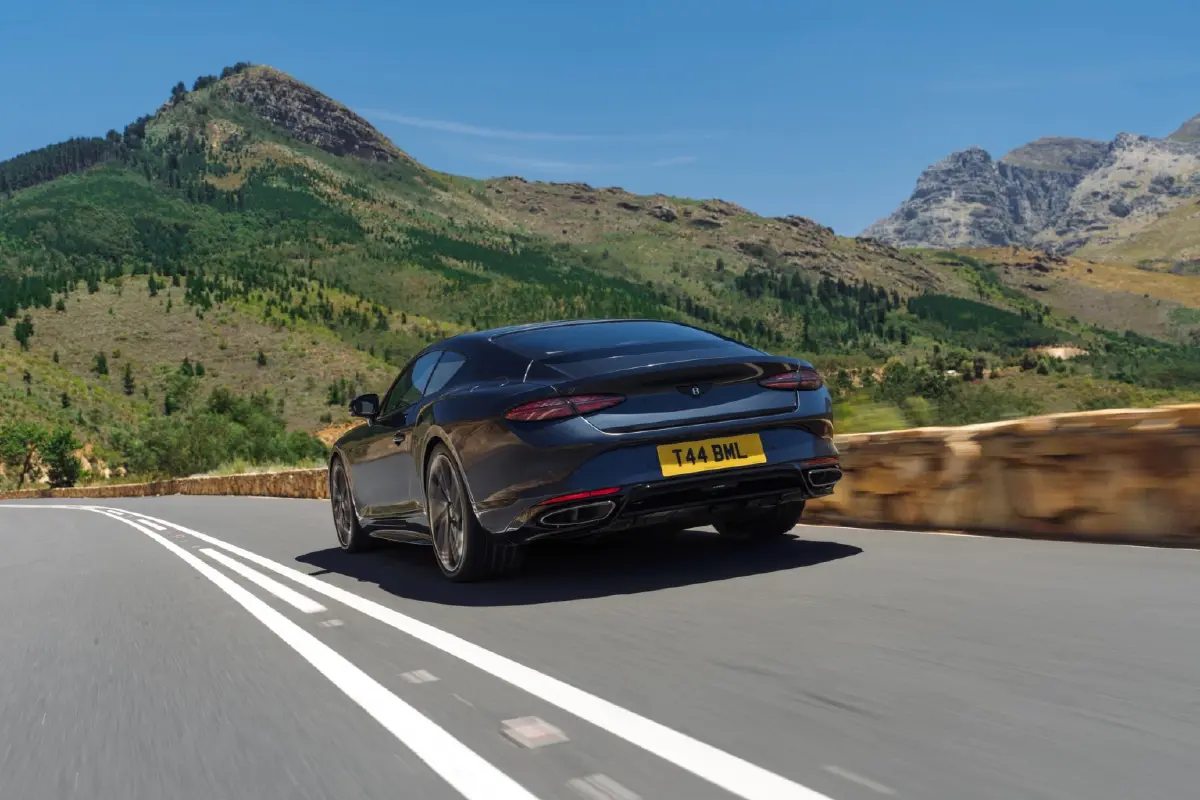 เบนท์ลีย์ เปิดจอง  Continental GT S – GTC S  19.3-21.2 ล้าน