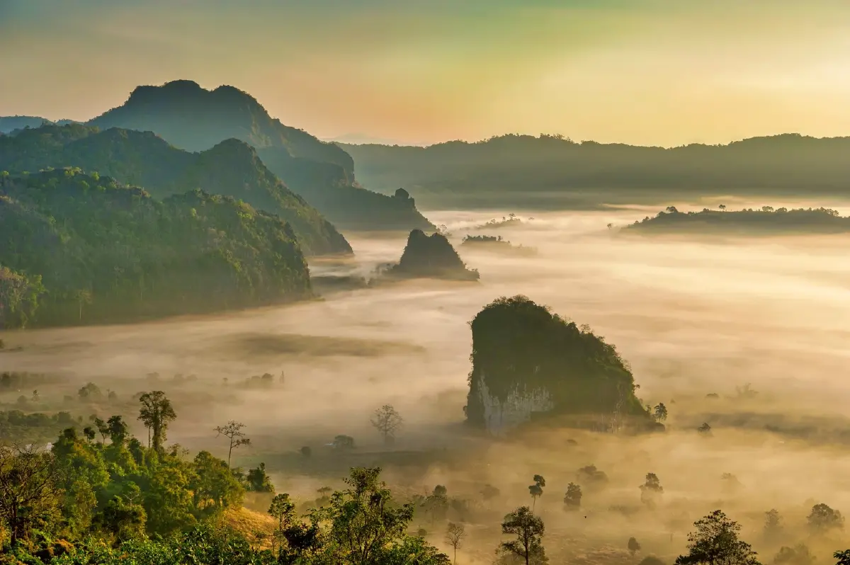 ททท. ปักหมุด 12 แลนด์มาร์ก เที่ยวตามรอย ‘ลิซ่า’ จากหนังโฆษณา feel all the feelings