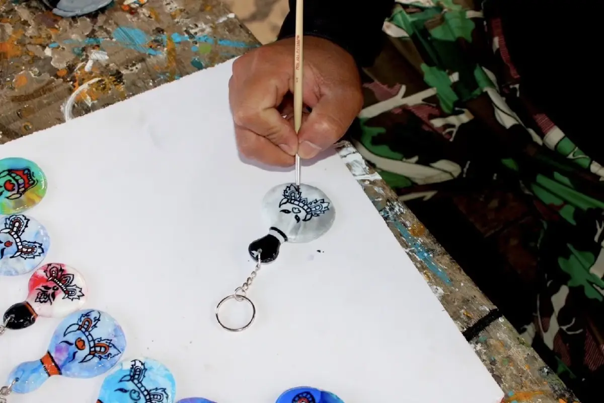 เปลี่ยนขยะให้มีค่า ภูเรือทำถึง ทำพวงกุญแจ ผีบุ้งเต้า ของแรร์ไอเทม