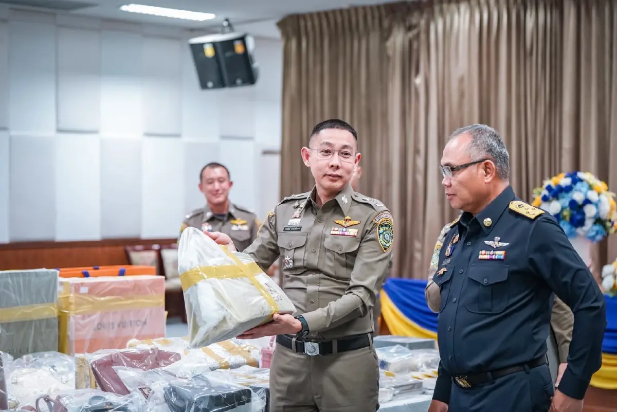 ยึดทรัพย์ 114 ล้าน บุกค้น 5 จ. จับไทย-จีน 4 แก๊งหลอกลงทุนสินค้าออนไลน์