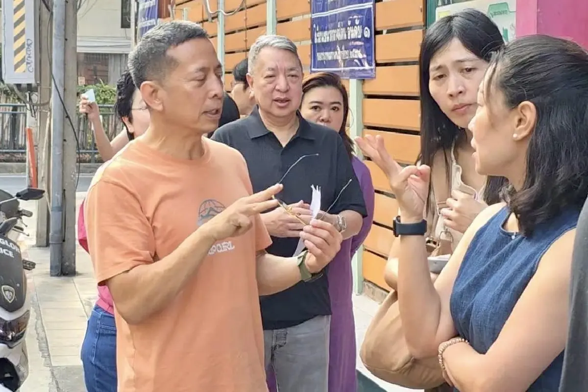 'อภิสิทธิ์' ปลื้ม 'คนไทย' ตื่นตัวใช้สิทธิ์เลือกตั้ง69 แต่เช้า