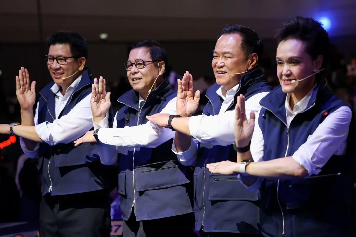 อสูรน้ำเงิน ซูเปอร์บ้านยักษ์  ‘เนวิน’แบ็กอัป 'นายกฯหนู'