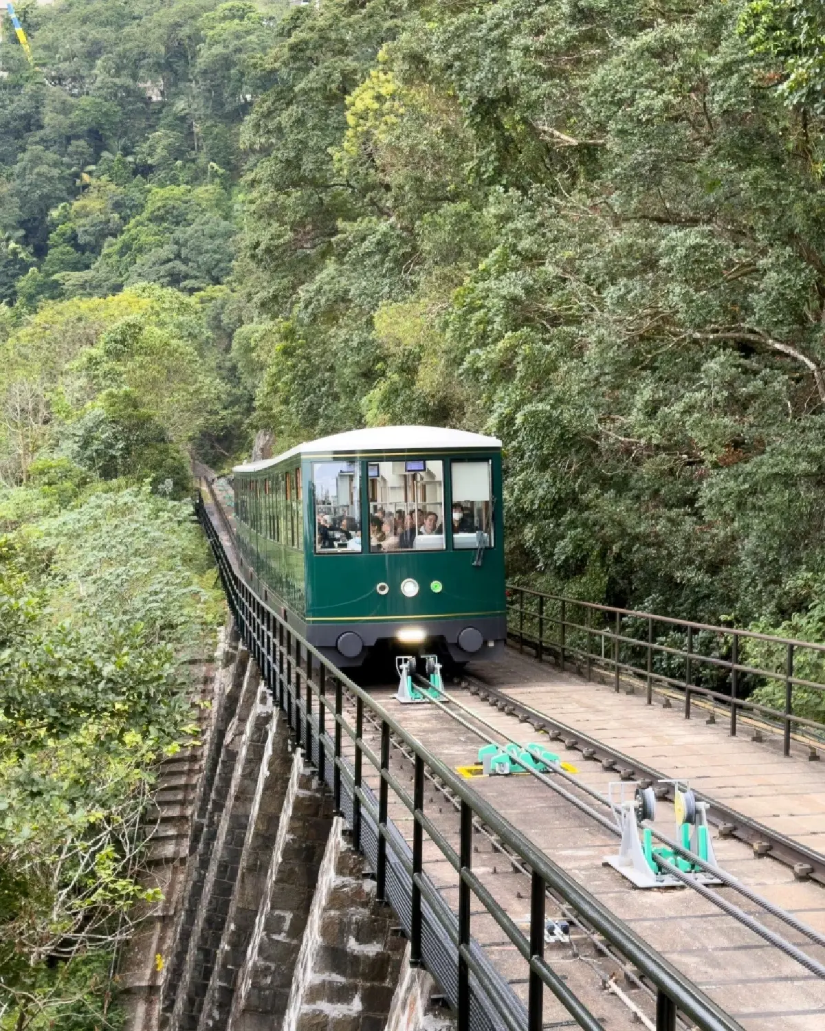 'Runcation' ที่ฮ่องกง เที่ยวไปวิ่งไป ชมวิวหลักล้านด้วยสองขา