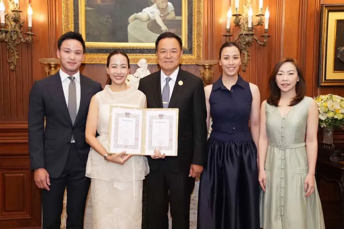 ‘อนุทิน’ จดทะเบียนสมรส ‘จ๋า ธนนนท์’ หวานชื่น 13 ก.พ.ถือฤกษ์มงคล