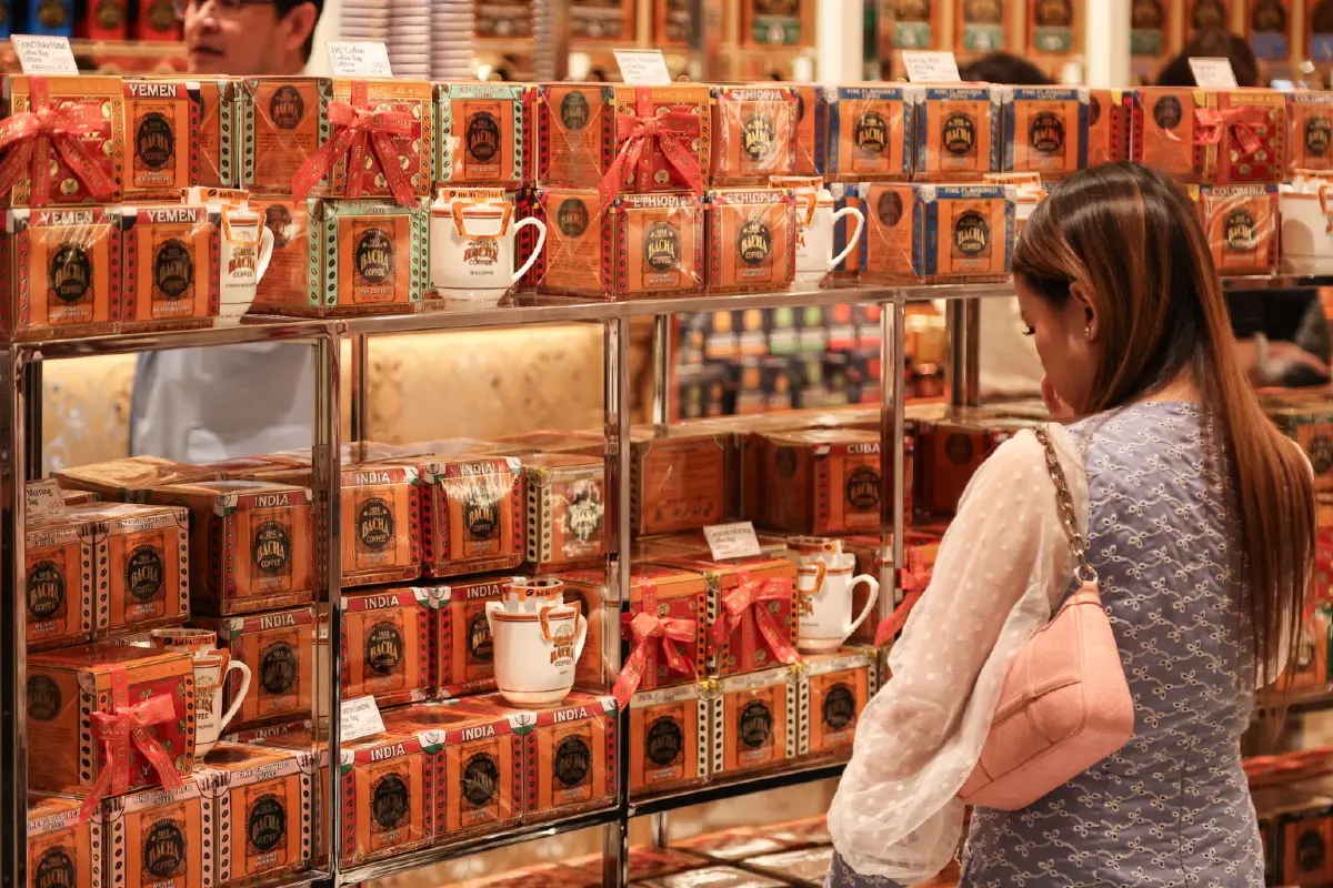 'บาช่า คอฟฟี่' 115 ปี ตำนานคาเฟ่เรืองรองตกแต่งสไตล์โมร็อกโก