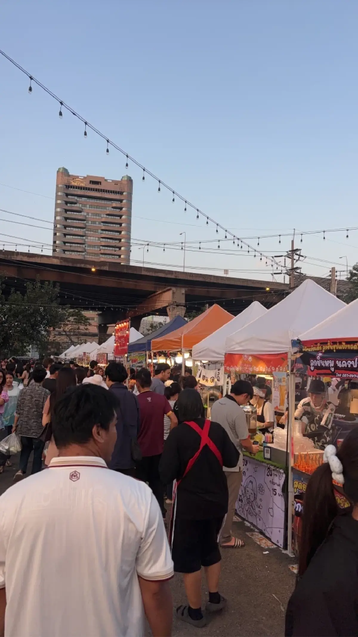 เปิดวันแรก ตลาดเซฟวันโก บางนา ร้านดังเพียบ ดูเส้นทางเลี่ยงรถติด