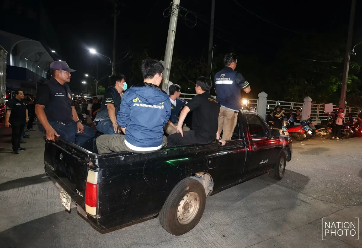 เดือดเลือกตั้ง ปชช.ตะโกน ขี้โกง สนั่นวินาทีขนหีบบัตรชลบุรี เขต 1