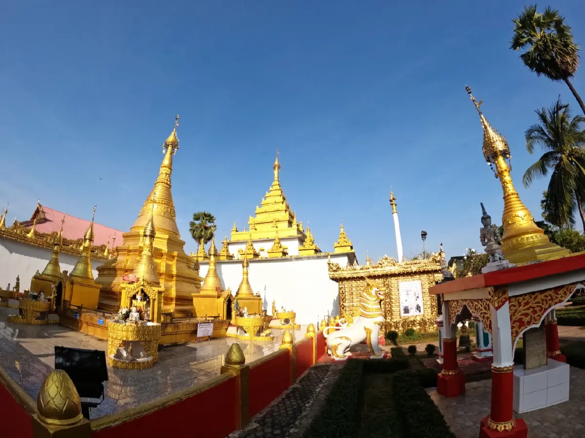 นานๆ ที ที่...แม่สอด