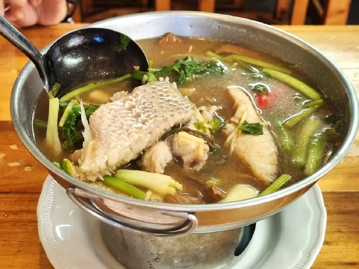 ‘โอโภชนา’ ตำนาน 75 ปีร้านอาหารริมแม่น้ำน้อย อ.เสนา ‘อยุธยา’