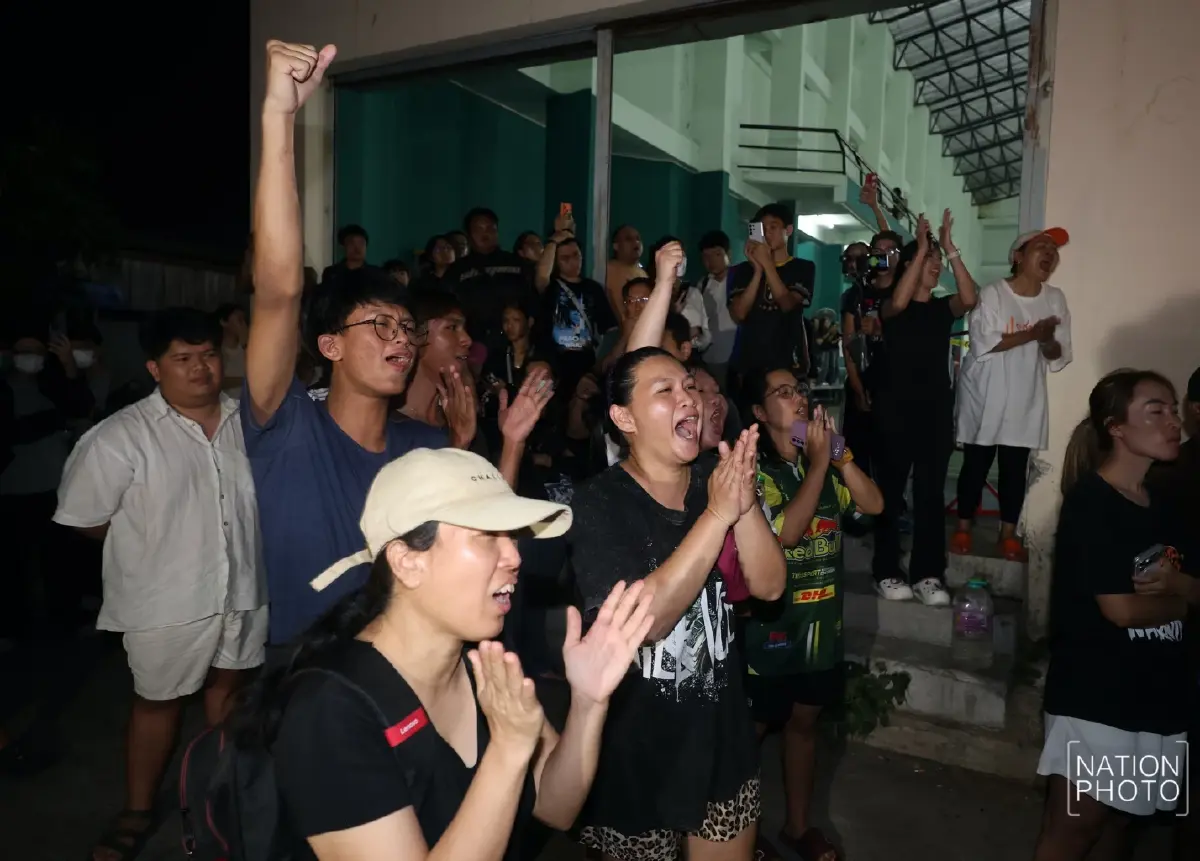 เดือดเลือกตั้ง ปชช.ตะโกน ขี้โกง สนั่นวินาทีขนหีบบัตรชลบุรี เขต 1