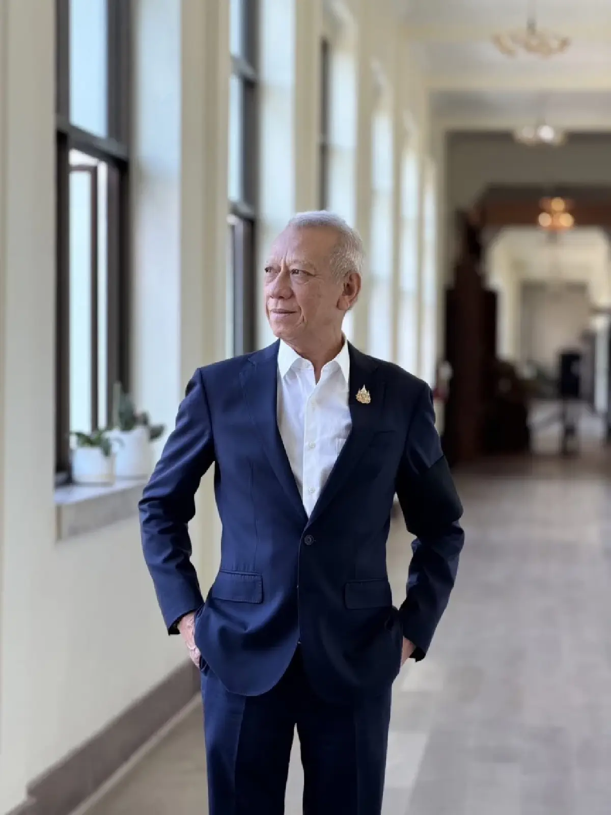 สแกนเลือดแท้ 'น้ำเงิน' เช็ก '20 บ้านใหญ่' ชิงโชคหวย 'รมต.'