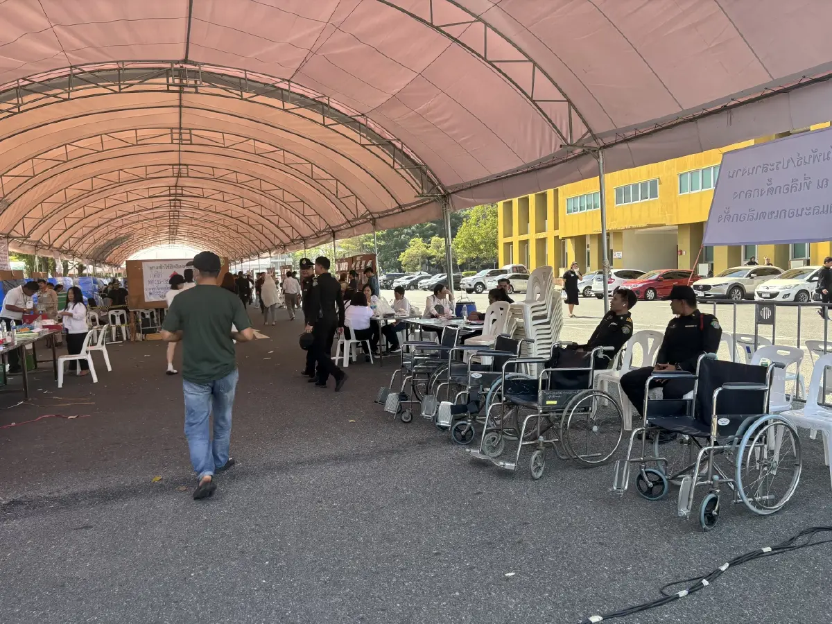 ประเวศคึกคัก ใช้สิทธิเลือกตั้งล่วงหน้า ‘ราม 2’ จัดระเบียบดี เข้าคูหาไม่ถึง 5 นาทีเสร็จ