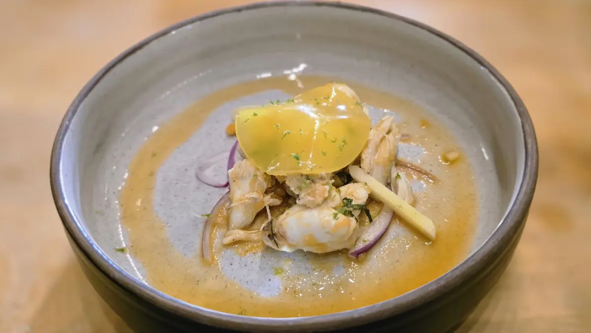 ‘ตักบาตรใบไม้’ กับเส้นทาง ‘ลมหายใจสีเขียวแห่งจันทบุรี’