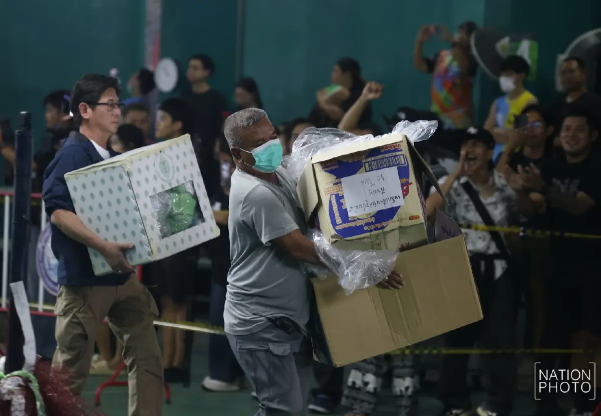 เดือดเลือกตั้ง ปชช.ตะโกน ขี้โกง สนั่นวินาทีขนหีบบัตรชลบุรี เขต 1